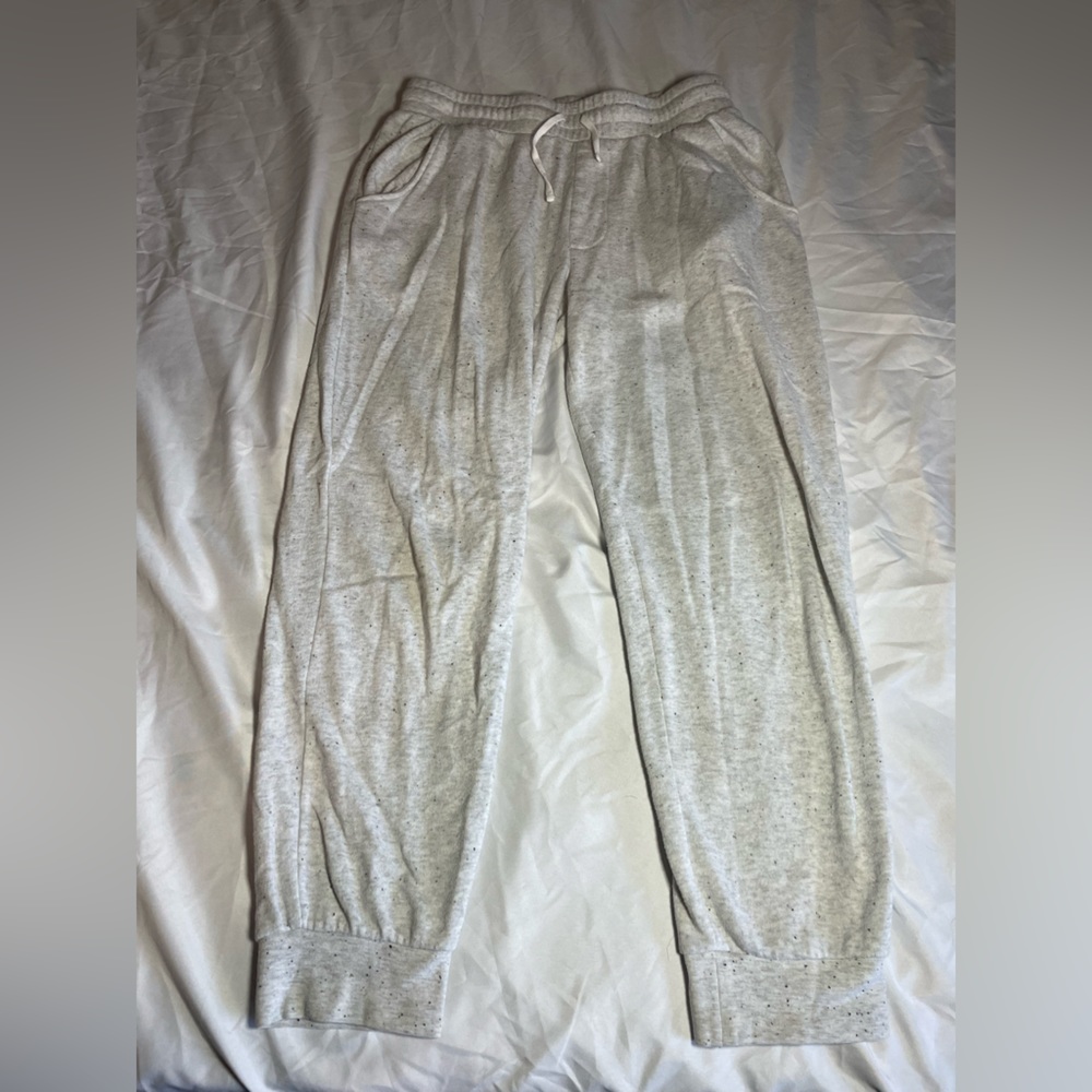 Teen boys size 16, Threads 4 thought, white jogger pants